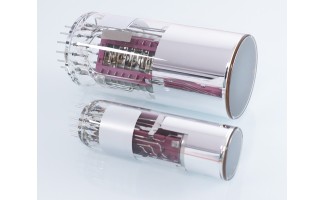 双碱光电倍增管，290-650nm，直径25mm有效面积，SPMT-T013-C